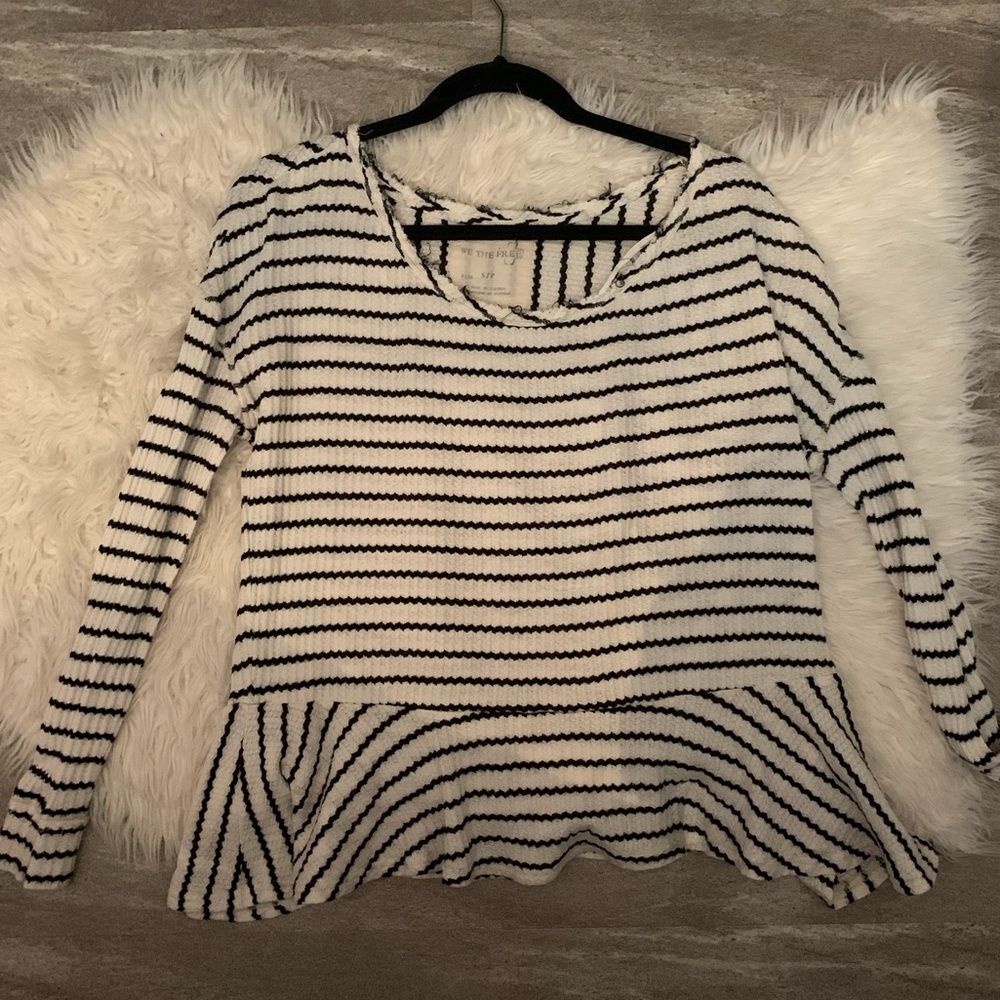 Super cute and soft free people top